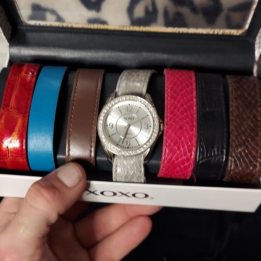 XOXO BRAND WATCH